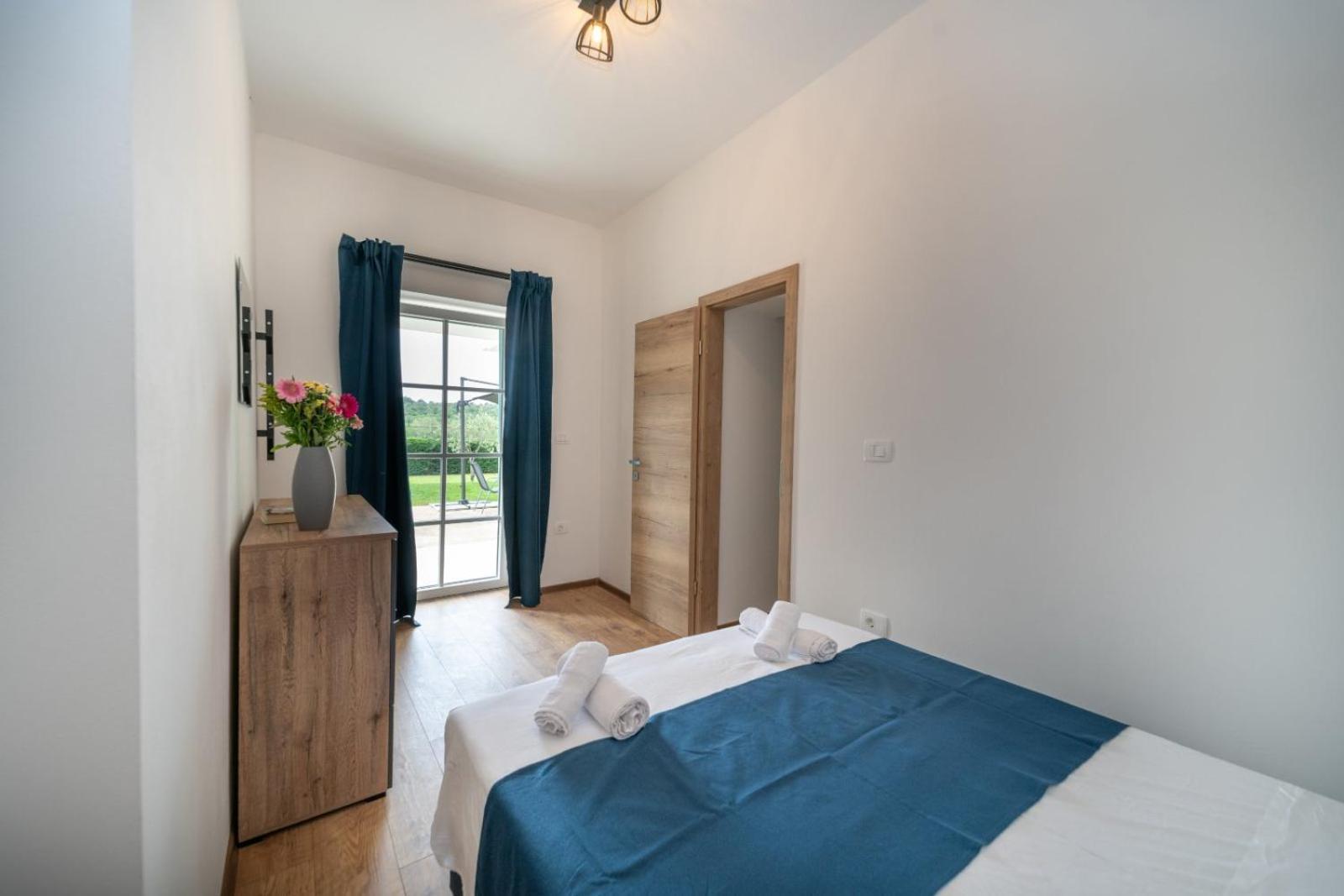Apartment Emilia 2