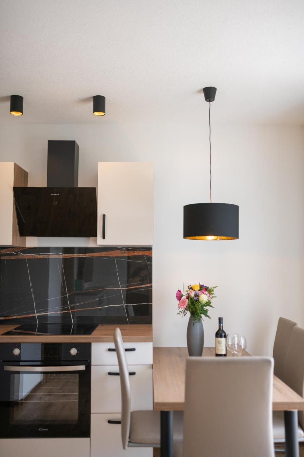 Apartment Emilia 2